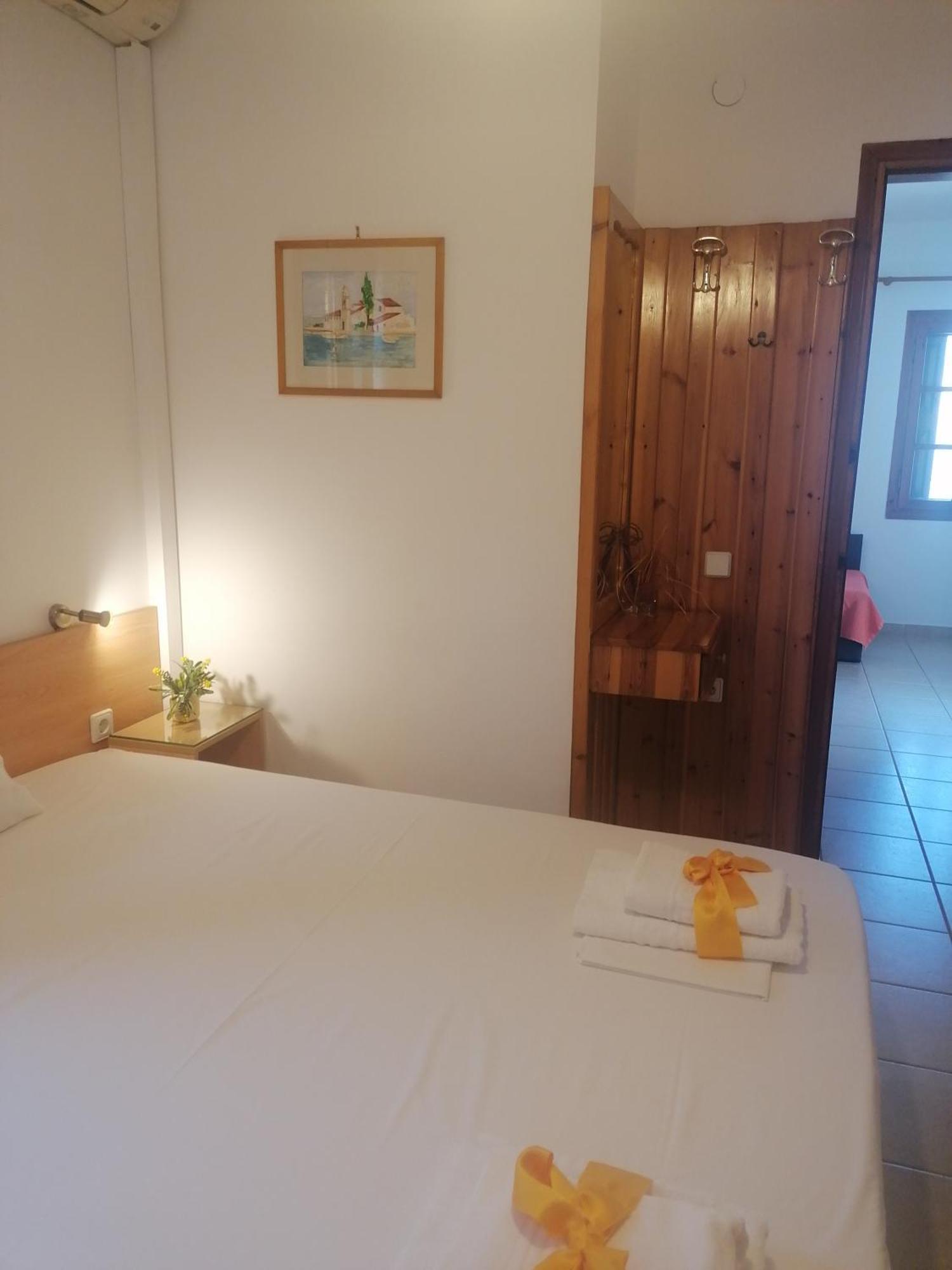 Fofi Apartments Đảo Sými Ngoại thất bức ảnh