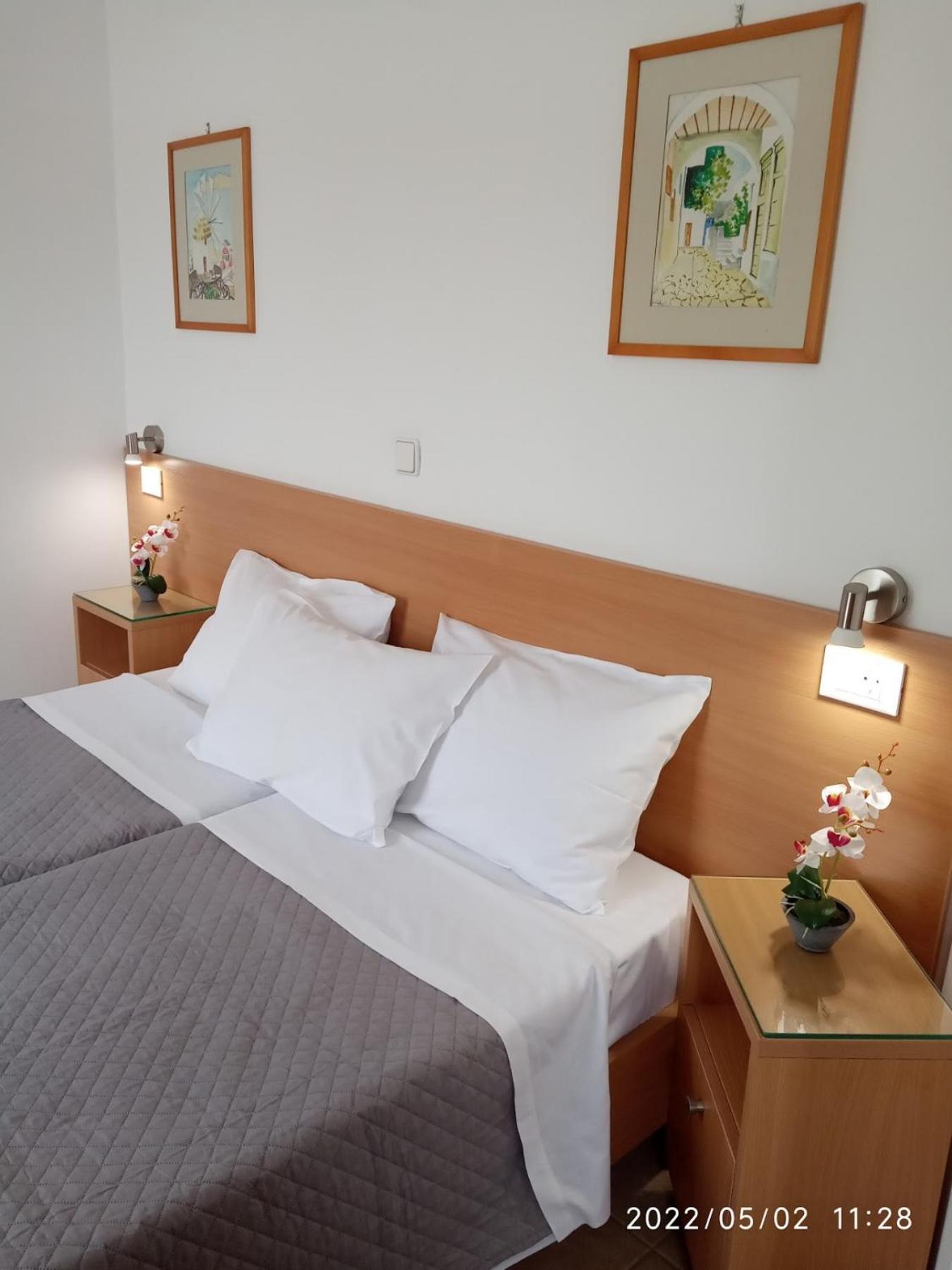 Fofi Apartments Đảo Sými Ngoại thất bức ảnh