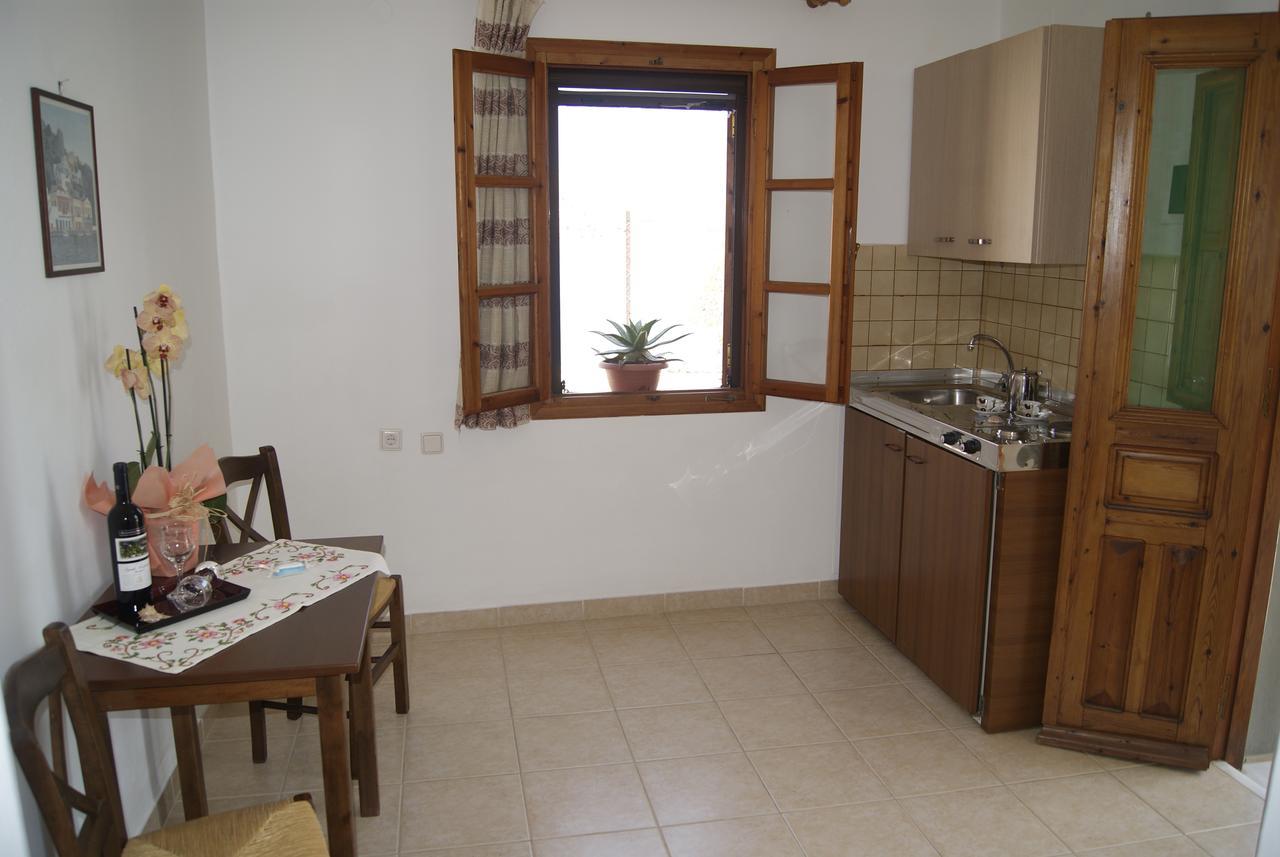 Fofi Apartments Đảo Sými Ngoại thất bức ảnh